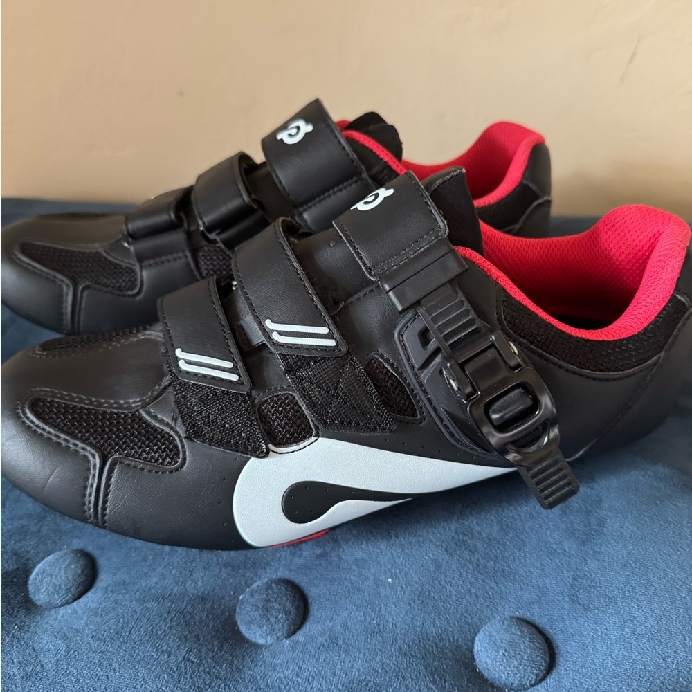 Peloton Cycling Shoes – Size 40 (Women’s 9/ Men’s 7)